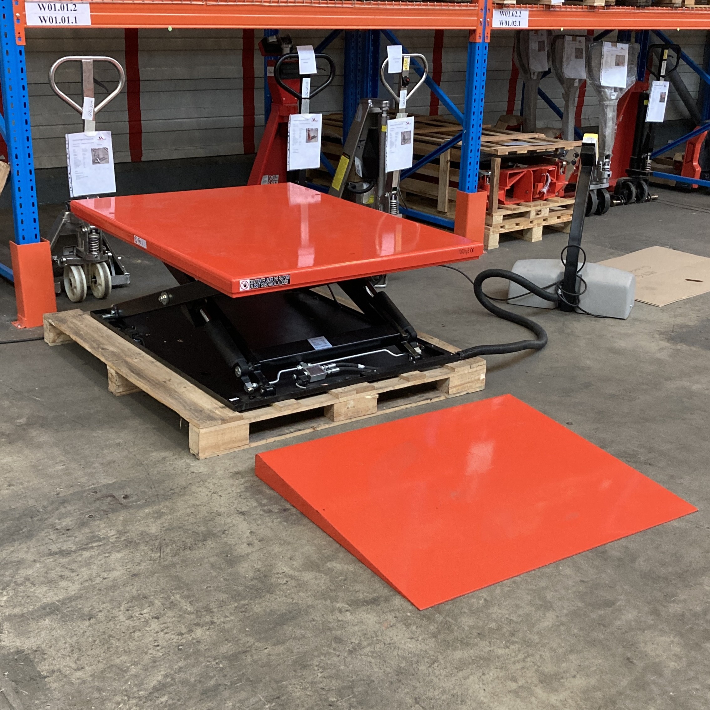 Flachscherenhubtisch Hydraulisch BASIC GEBRAUCHT