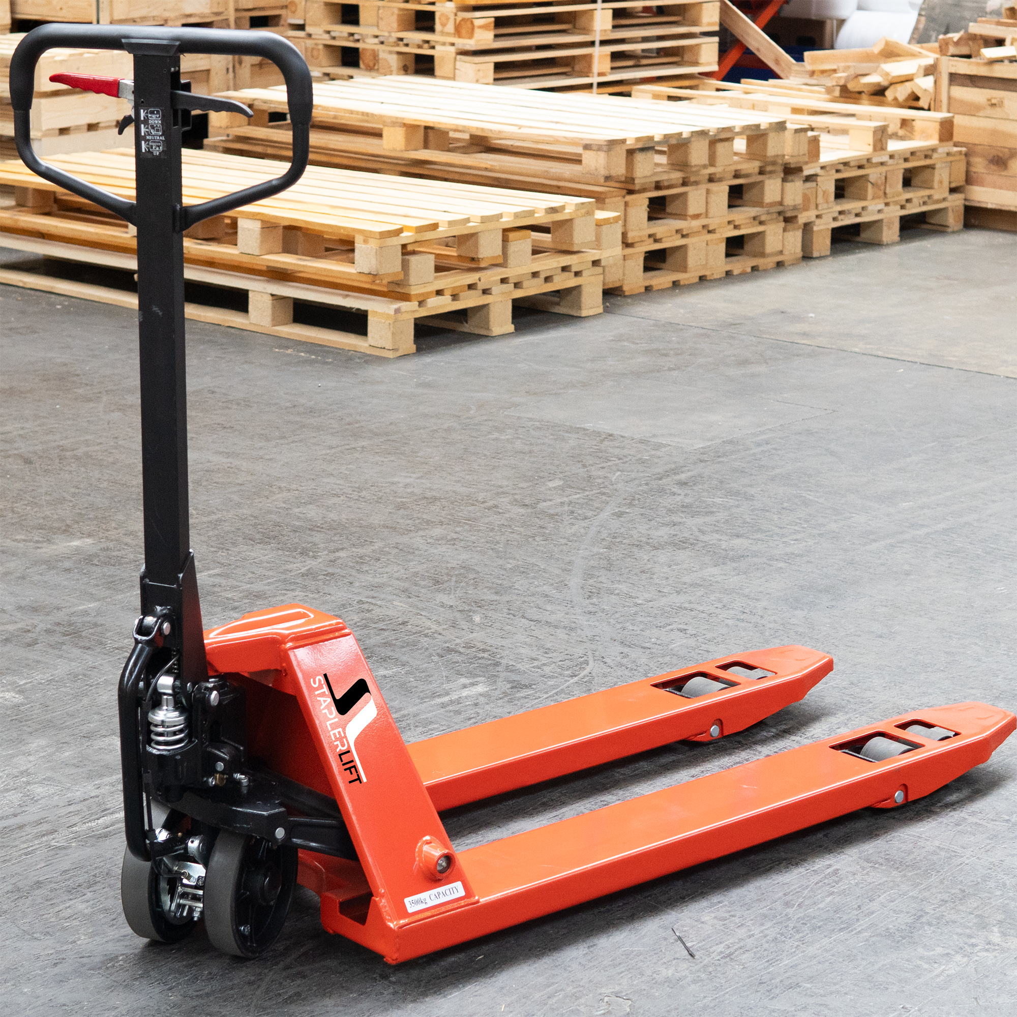 Gabelhubwagen mit Anfahrhilfe STANDARD - MJ2025