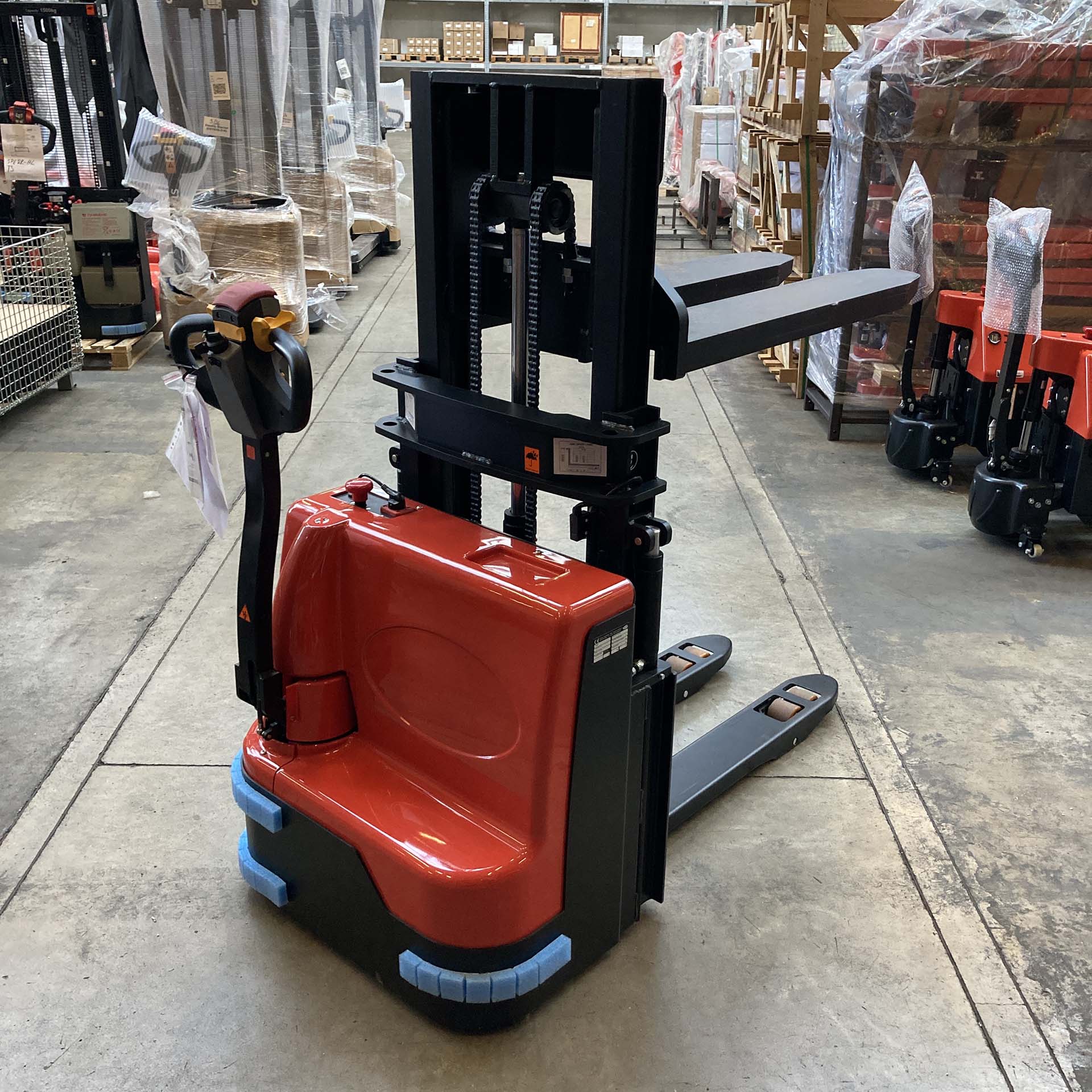 Deichselstapler mit Initialhub 1500 kg 1200mm